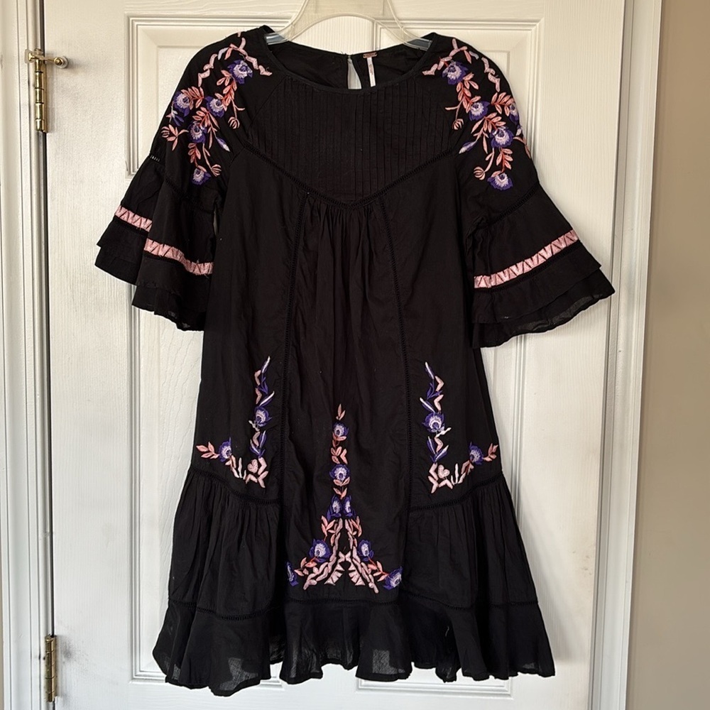 Free People Black Boho Ruffle Pavlo Mini Dress Orange Purple Floral Embroidery - Picture 15 of 16
